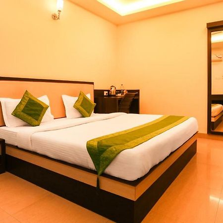 Hotel Janki International By Keymagics Варанасі Екстер'єр фото